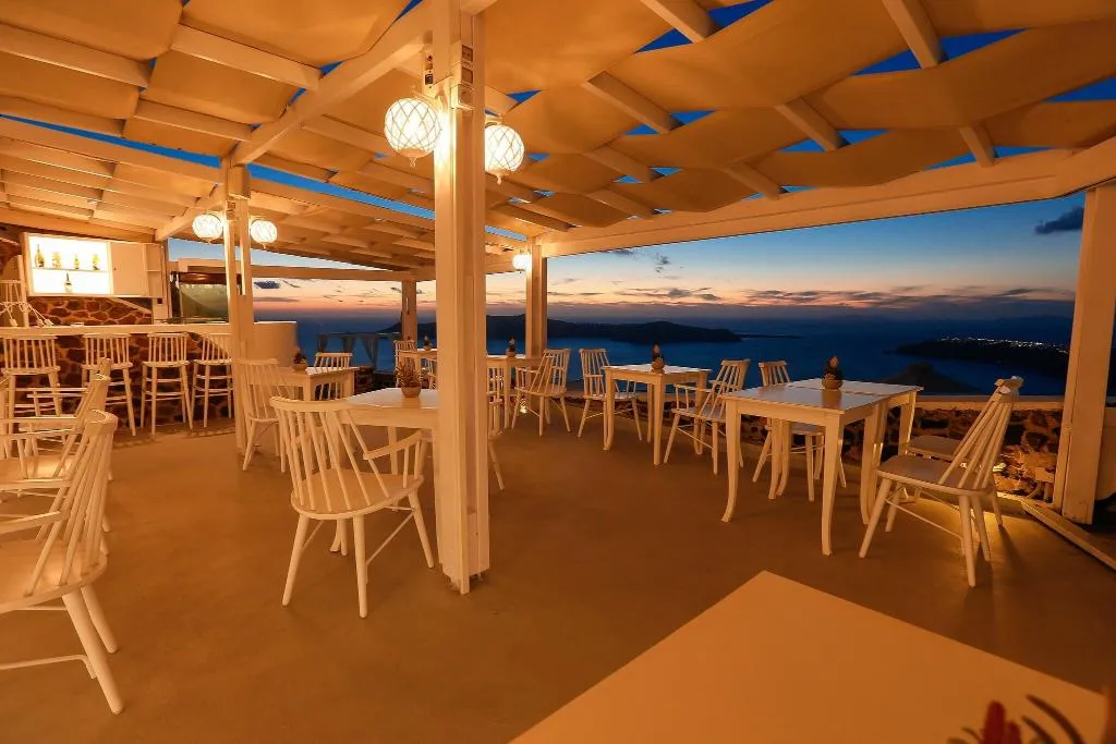 Bar, Ilioperato Traditional Apartments, Santorini