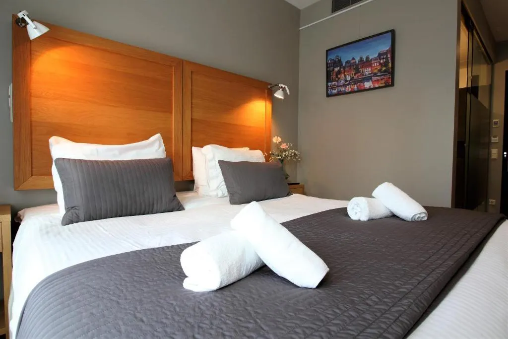 Double or Twin STANDARD Room, The Bank Hotel, Amsterdam