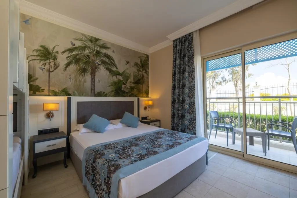 DOUBLE BUNK BED Room, Crystal Paraiso Aqua Collection, Antalya