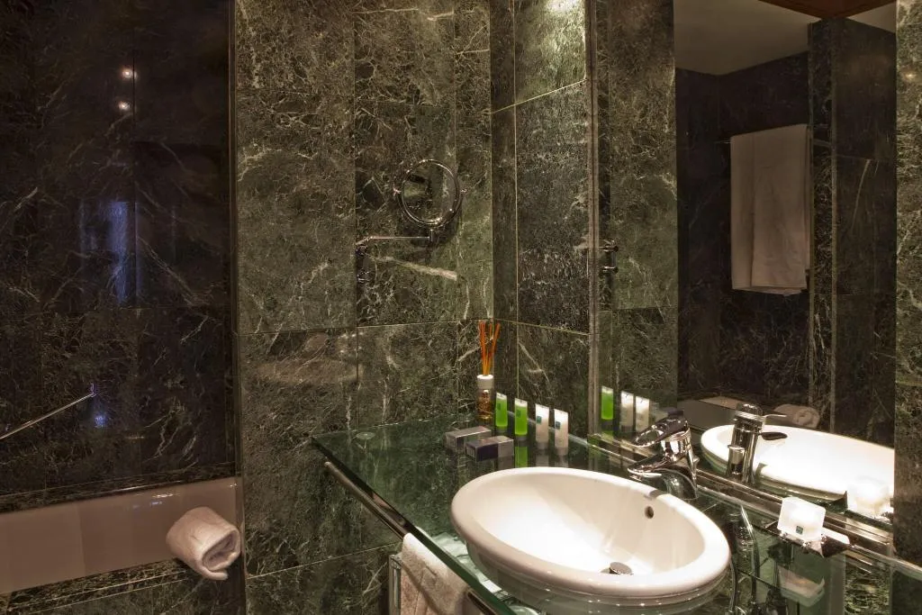 DOUBLE SUPERIOR Room, AC Madrid Aitana, Madrid