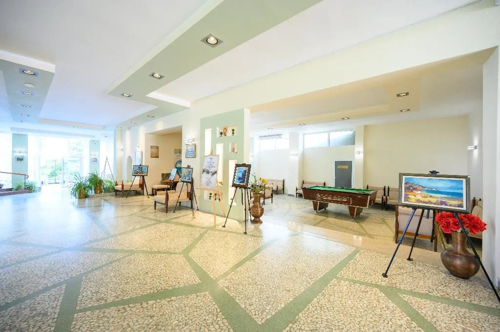Lobby, International House of Journalists, Varna