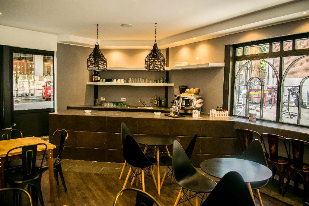 Bar, Hostel Trastevere 1, Rome