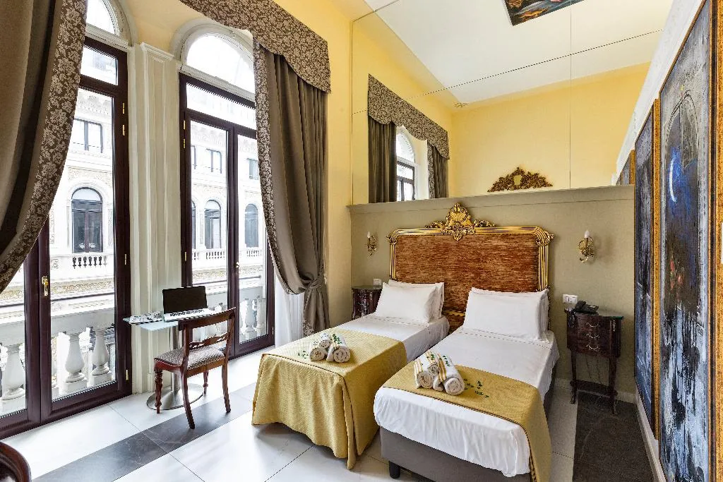 Room, Art Resort Galleria Umberto, Naples