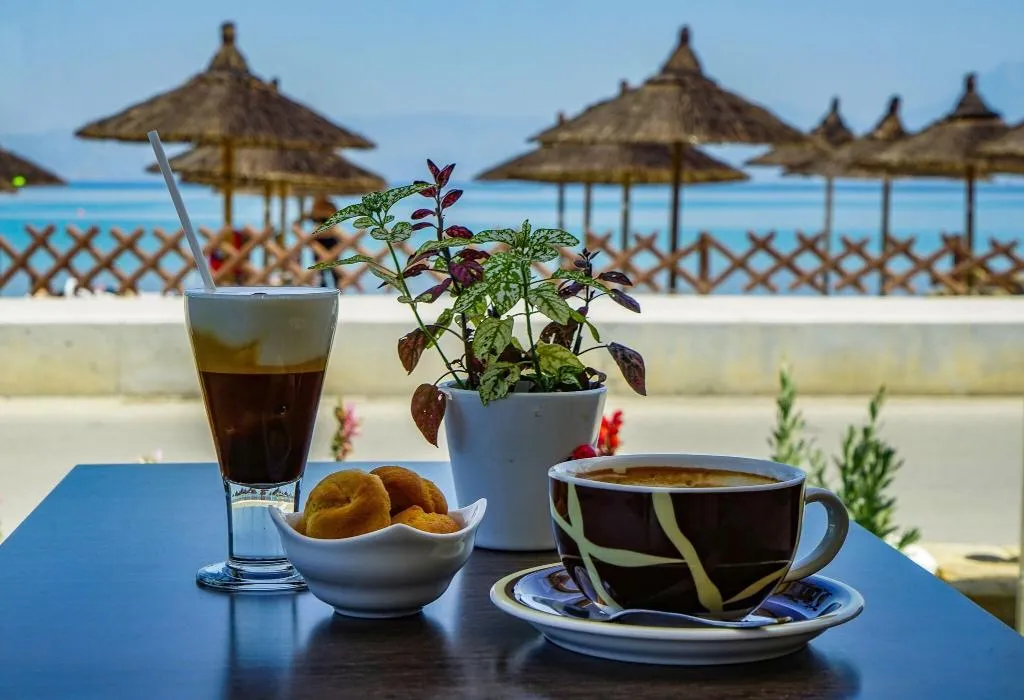 Terrace, Kokoni Beach Hotel, Kalamata