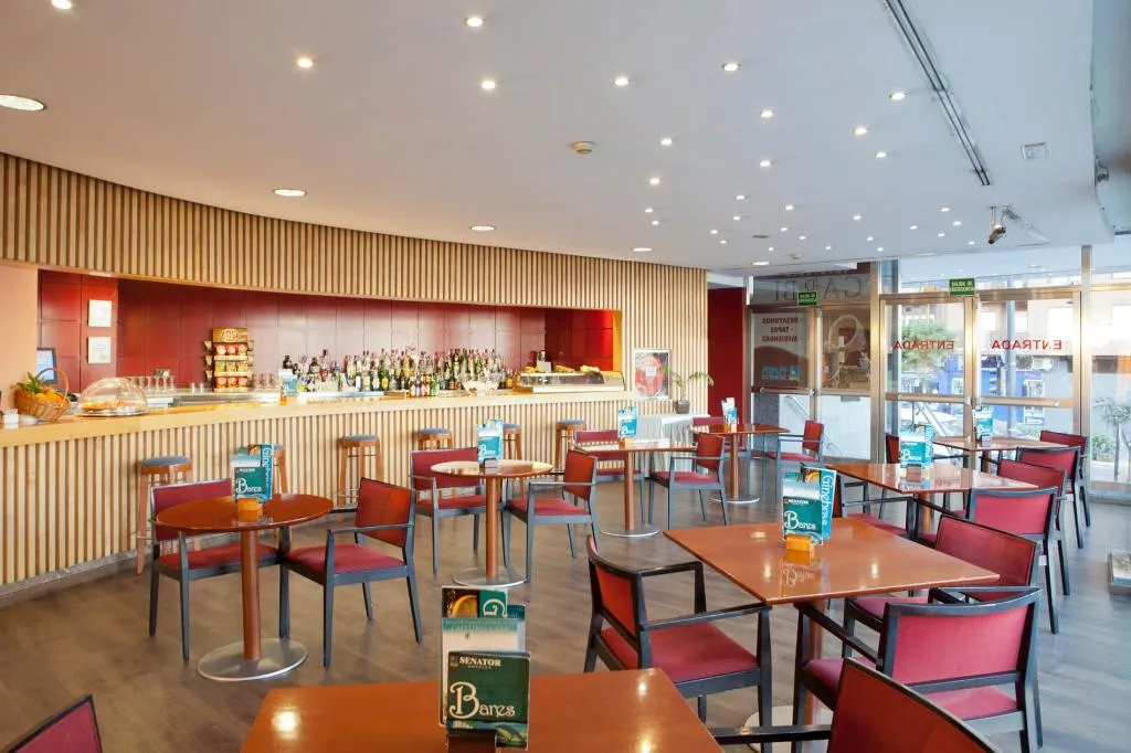 Bar, Senator Parque Central Hotel, Valencia