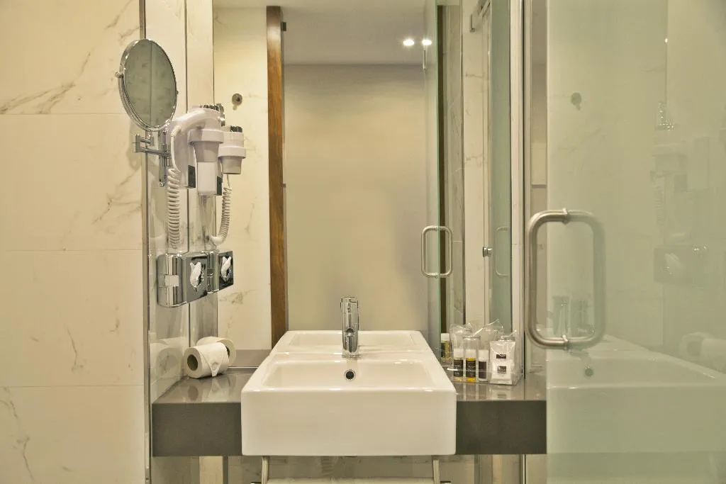 SINGLE STANDARD Room, Turim Saldanha, Lisbon