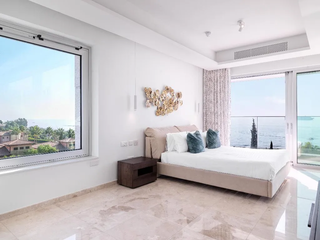 APARTMENT LUXURY Room, The Tower at St Raphael Resort, Cyprus