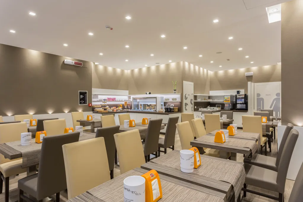 Restaurant, Mistral, Milan