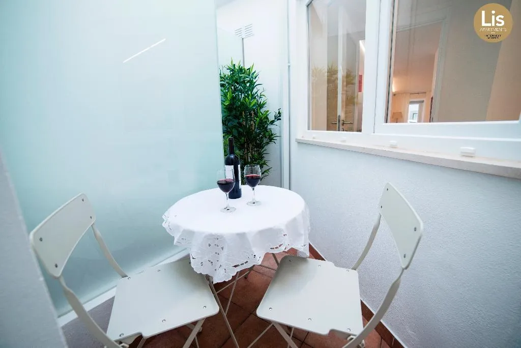 Terrace, Lis Apartments, Lisbon