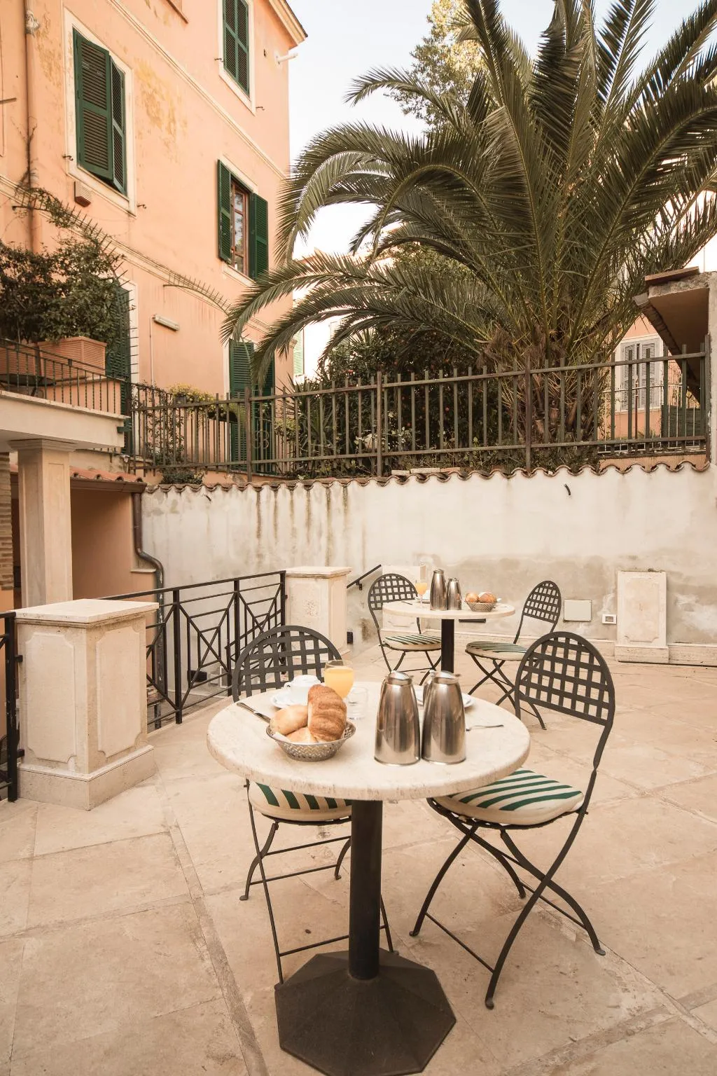 Terrace, Donatello, Rome