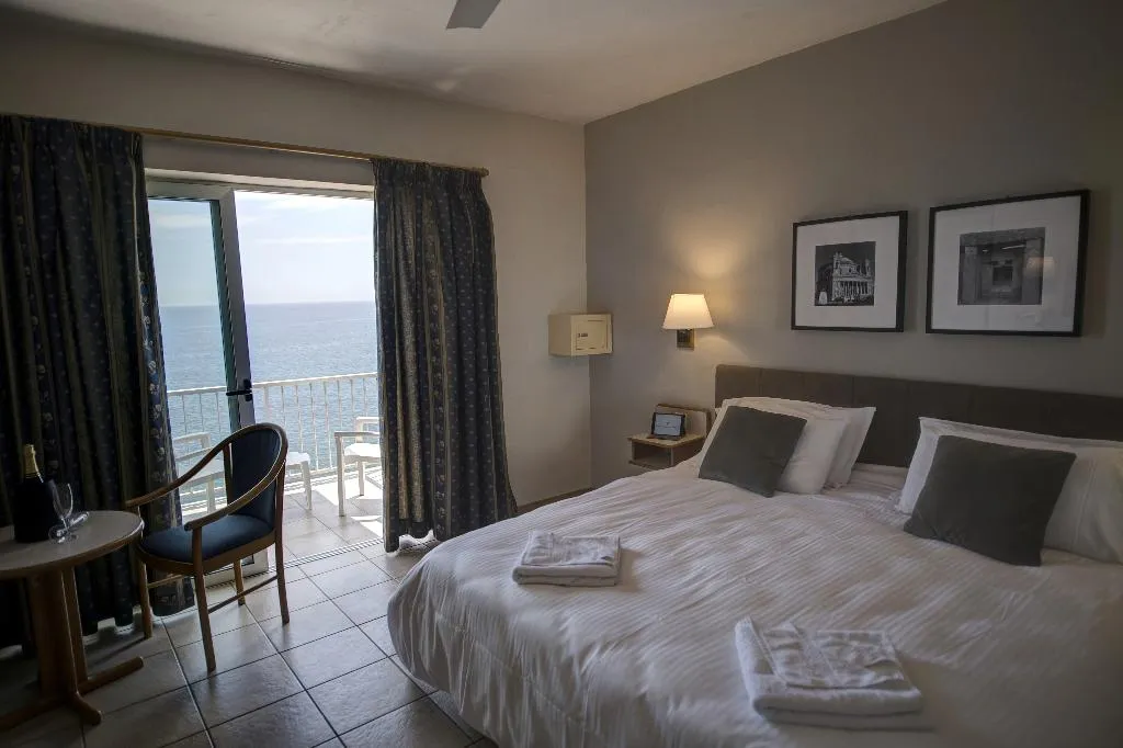 Double or Twin SEA VIEW Room, Sliema Chalet Hotel, Malta