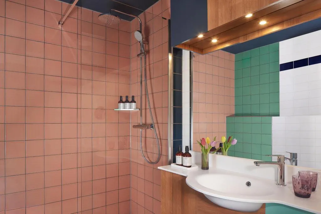 TRIPLE SUPERIOR Room, Avani Museum Quarter Amsterdam Hotel-previously NH, Amsterdam