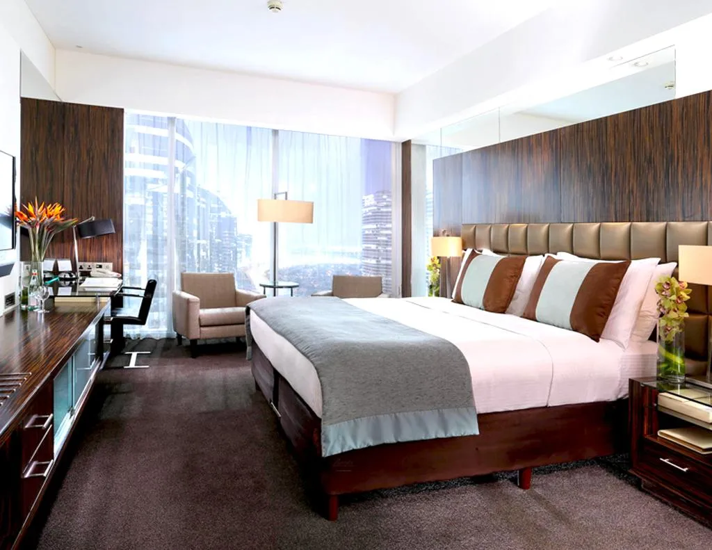 Double or Twin CLUB Room, voco Bonnington Dubai, Dubai