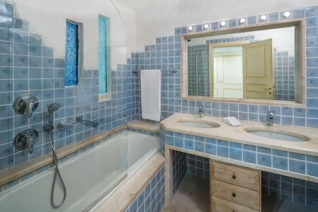 Room, Cervo, Olbia
