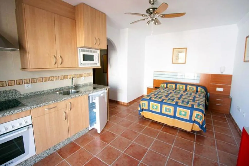 STUDIO STANDARD Room, Nerjaluna, Costa Del Sol