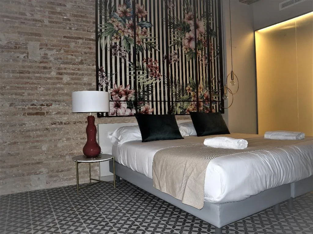 Double or Twin COMFORT Room, You&Co. Quart Boutique, Valencia