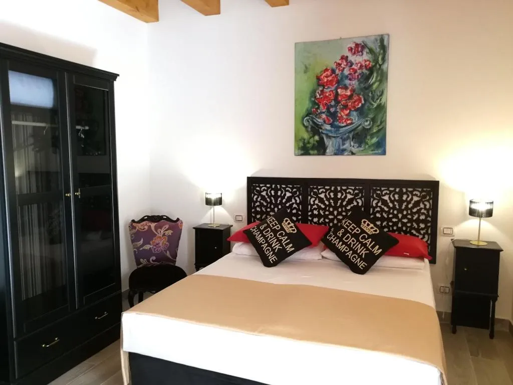 Room, B&B CasaBusari, Palermo