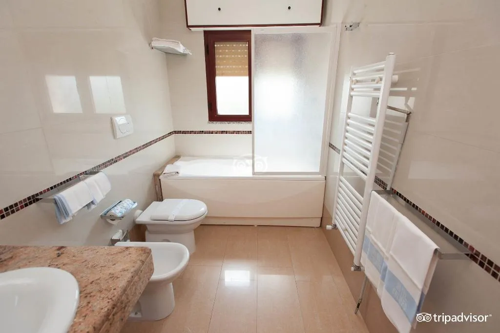 STUDIO STANDARD Room, Hotel Califfo, Cagliari