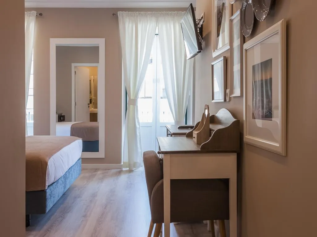 DOUBLE STANDARD Room, Vila Garden Guesthouse, Lisbon