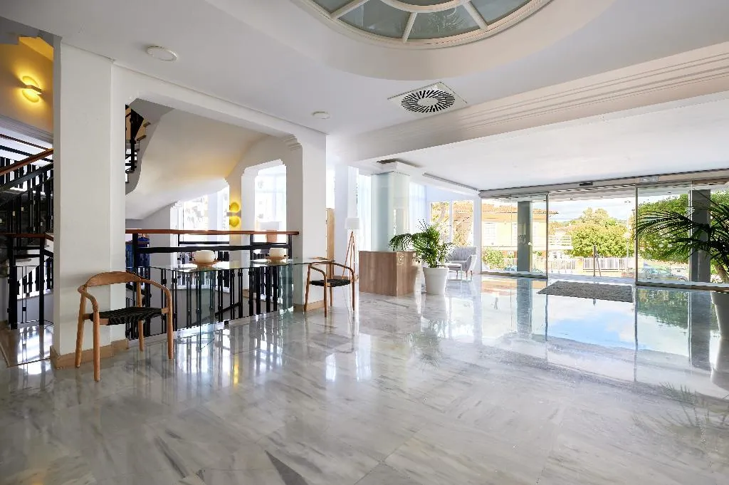 Lobby, AluaSun Continental Park Hotel & Apartments, Majorca