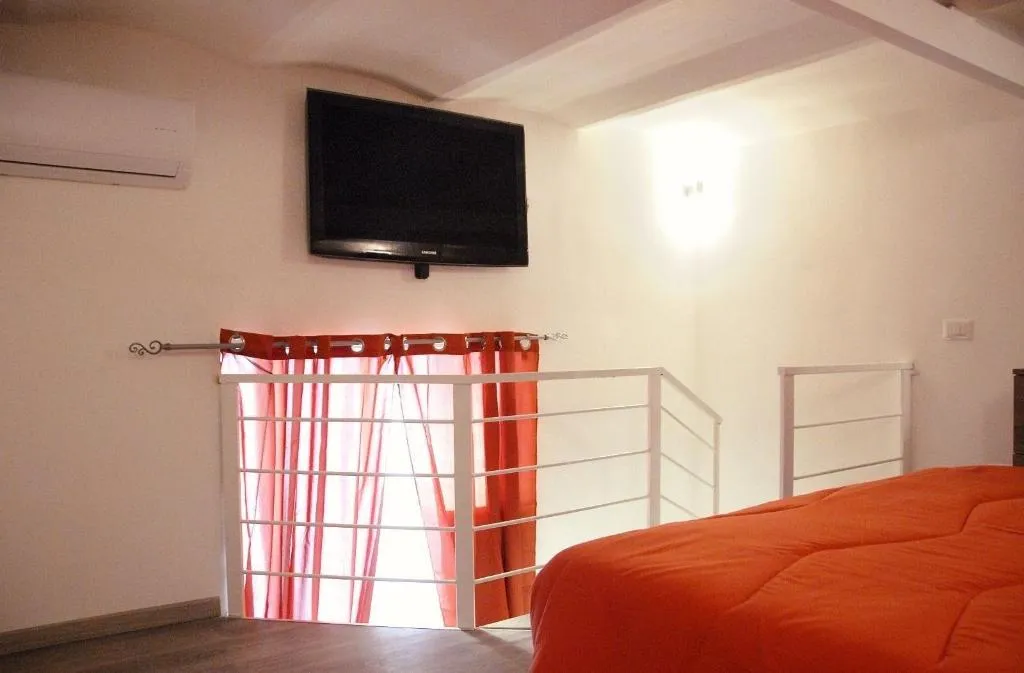 Room, b&b Nonno Ciccio, Naples