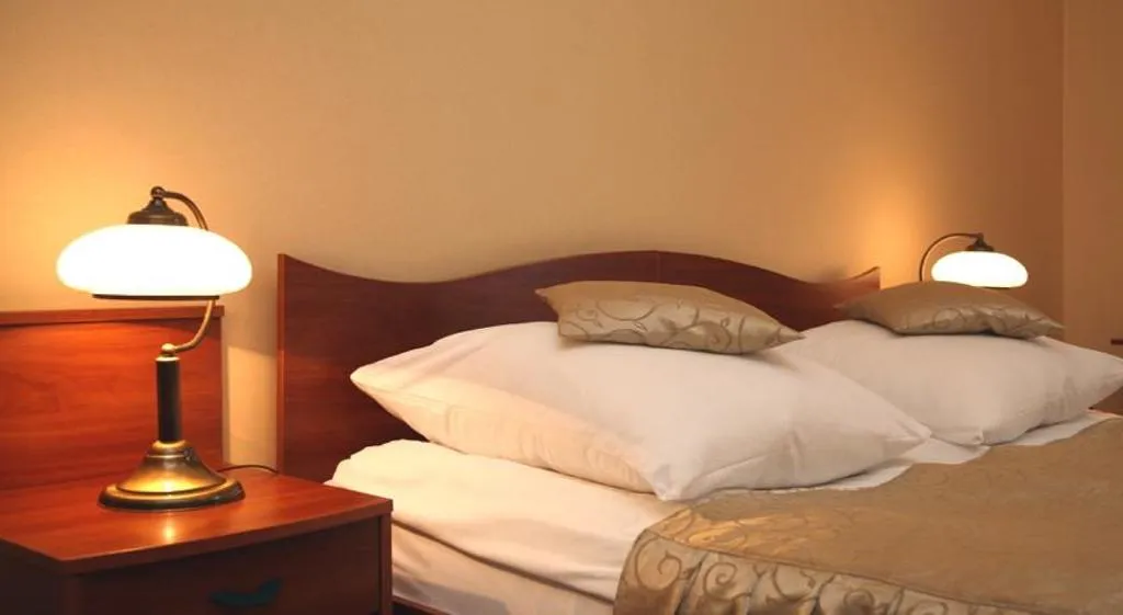 TRIPLE STANDARD Room, Fortuna Hotel, Krakow