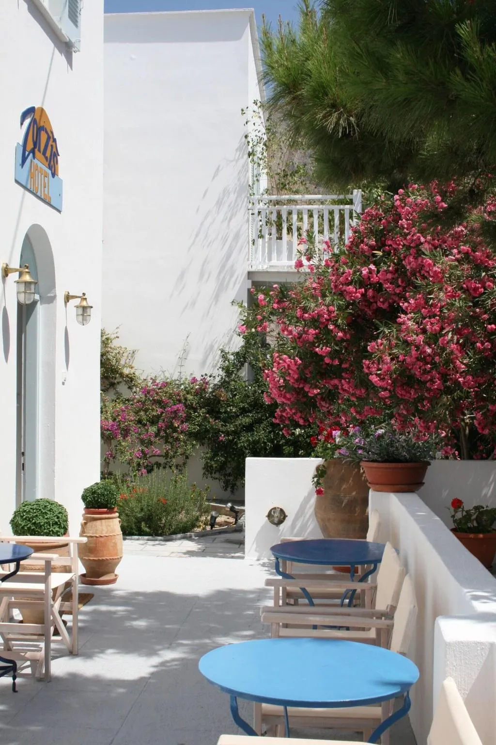 Terrace, Spiros & Hiroko Hotel - Adults Only, Santorini