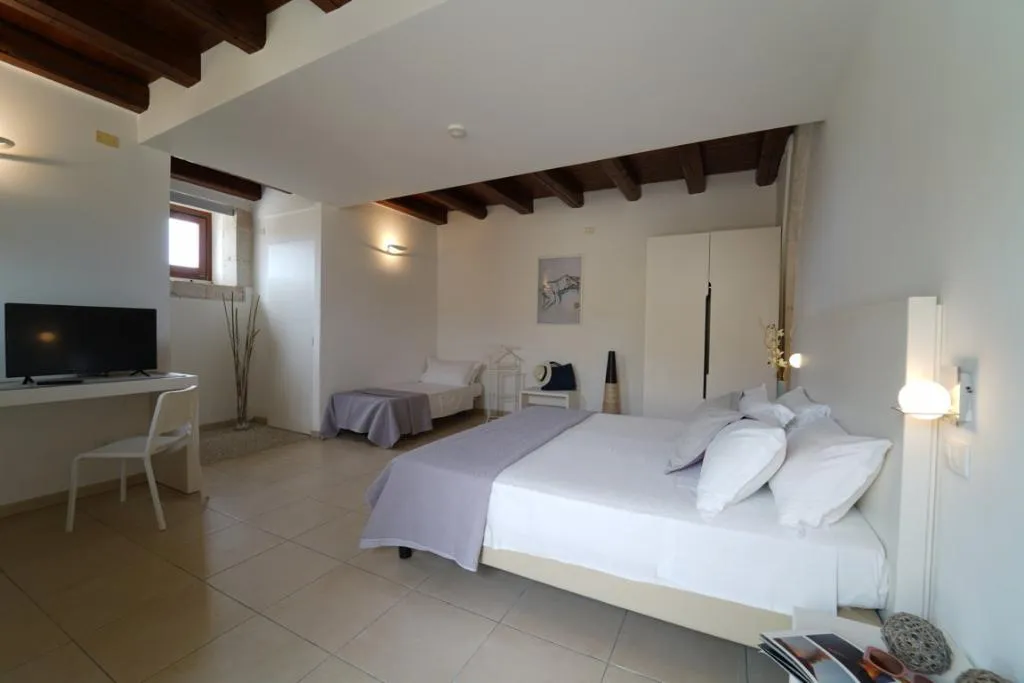 TRIPLE SUPERIOR Room, Life Hotels Kalaonda Resort, Catania
