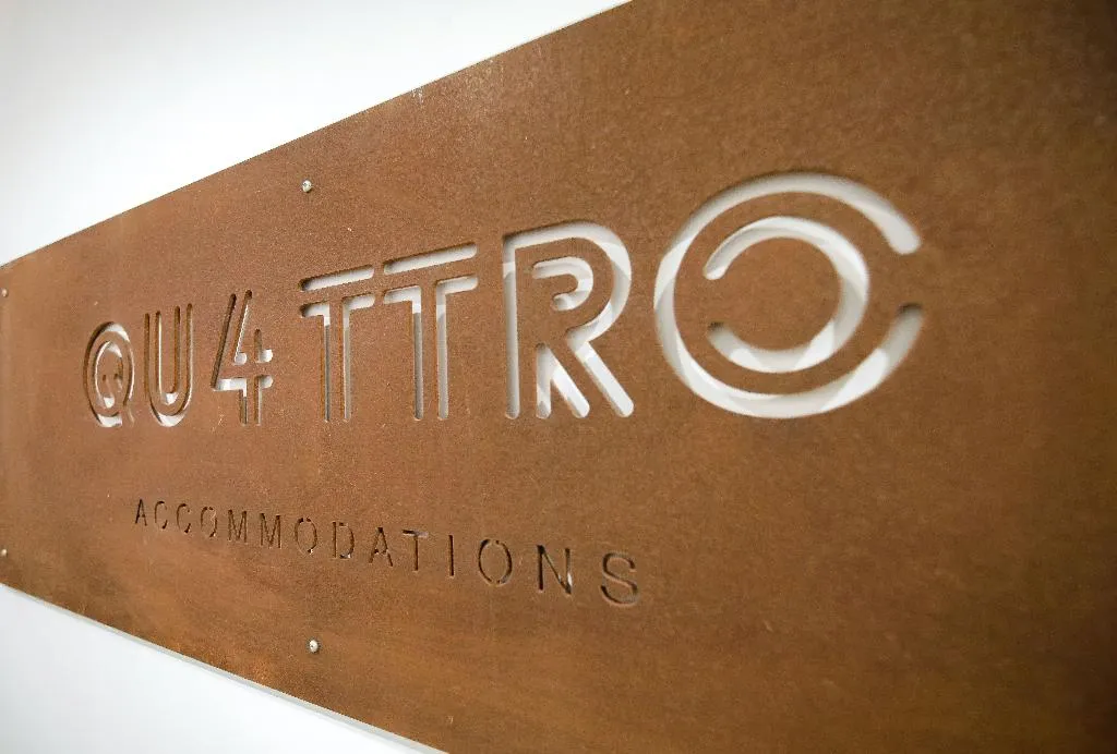 Lobby, Quattro Briganti, Naples