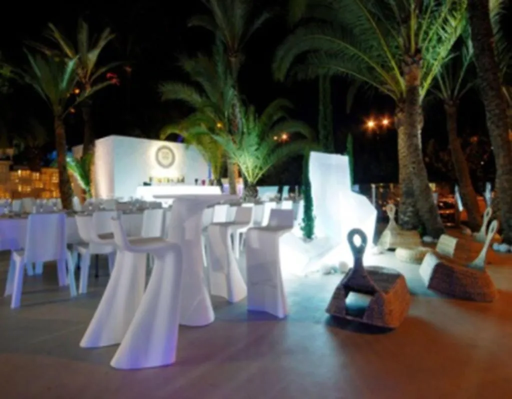 Sports and Entertainment, Safari, Valencia