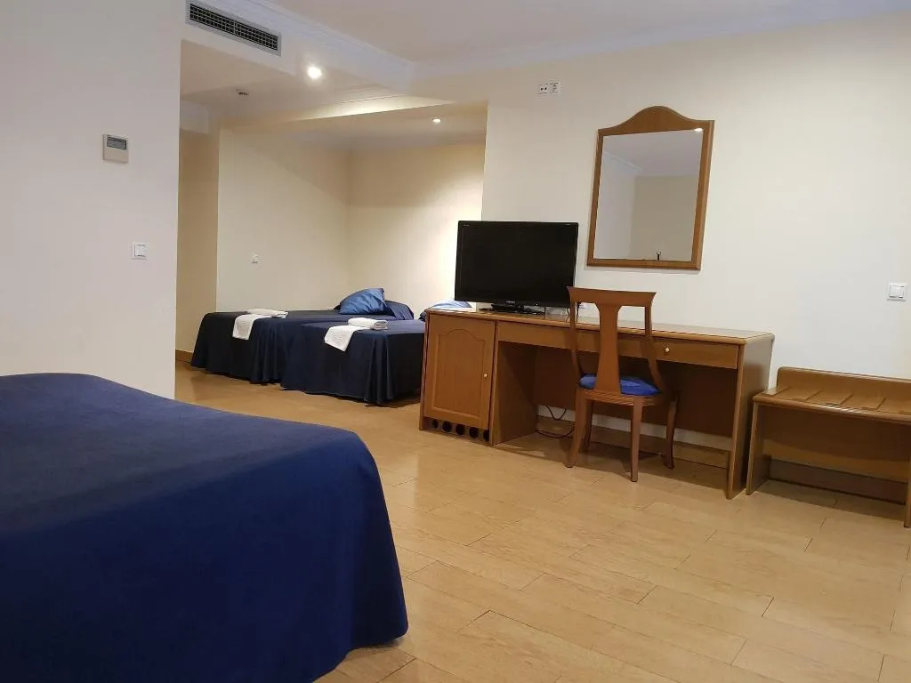Room, Portofino, Costa Brava