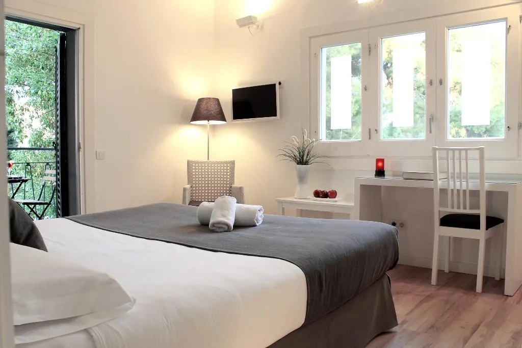 Double or Twin WITH TERRACE Room, Sitges, Costa Brava