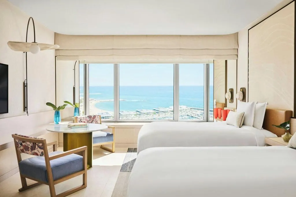 QUADRUPLE SEA VIEW Room, Hotel Arts, Barcelona