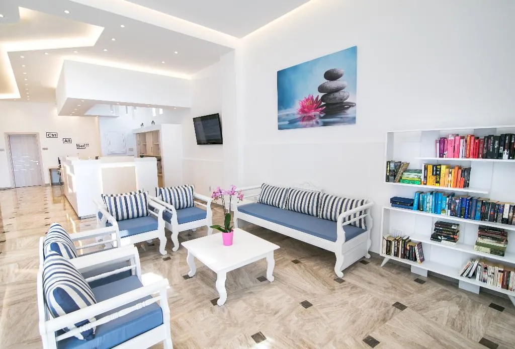 Lobby, Sunshine, Santorini