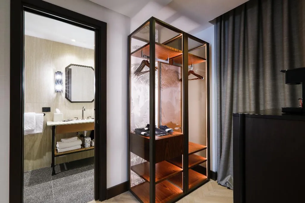 TRIPLE EXECUTIVE Room, Circle6 Rome, Rome