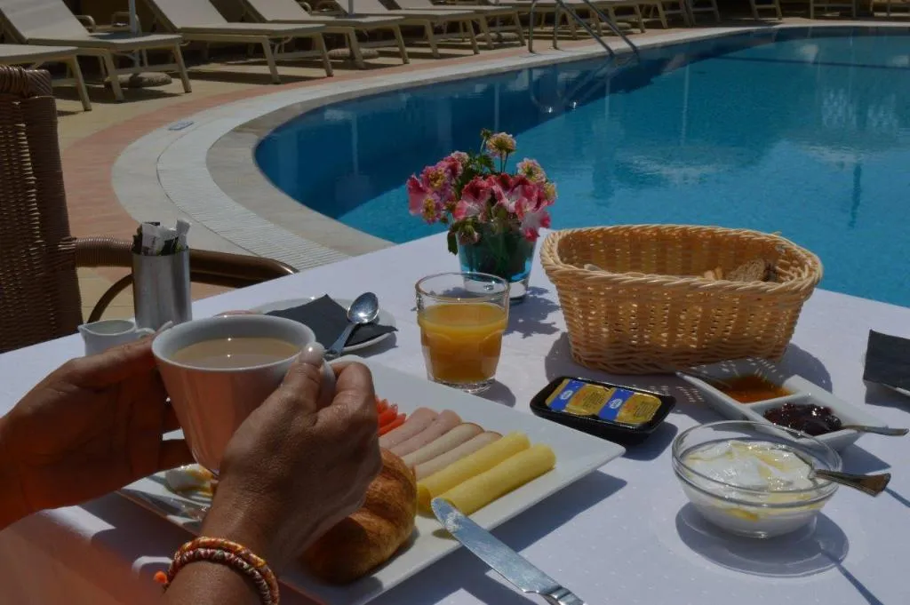 Pool, Metaxa Apartments, Corfu