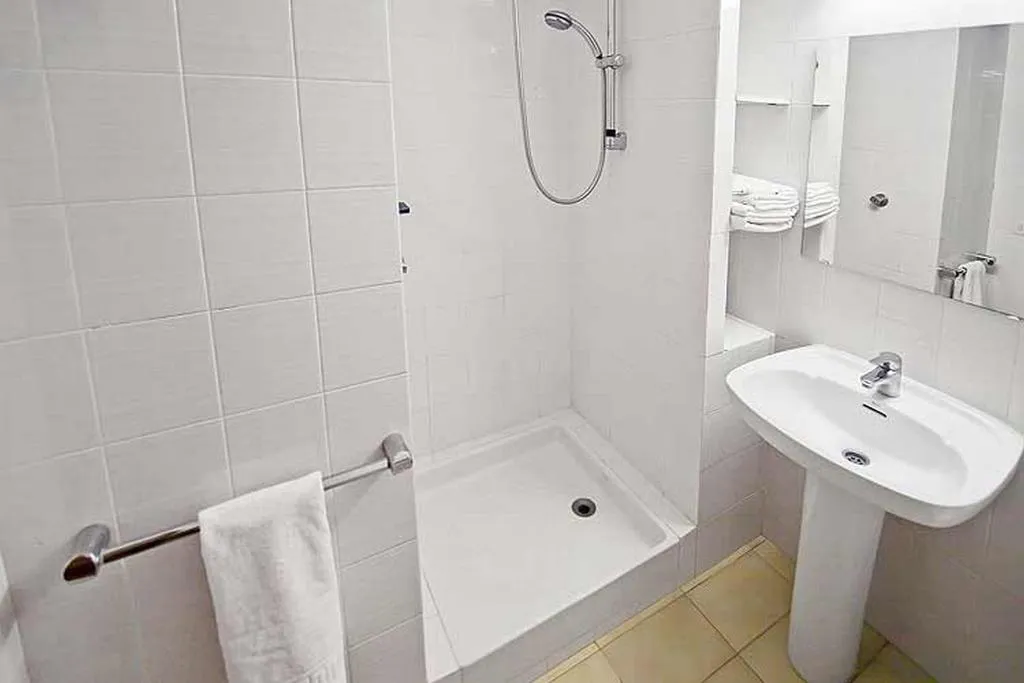 APARTMENT TWO BEDROOMS Room, Estartit Confort, Costa Brava