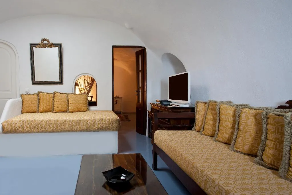 VILLA LUXURY Room, Alexander's Suites, Santorini
