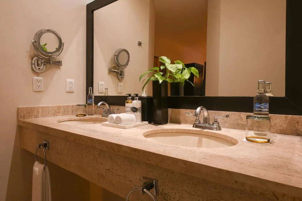 JUNIOR SUITE OCEAN FRONT Room, Hidden Beach Resort Au Naturel Adults Only Al, Cancun Area