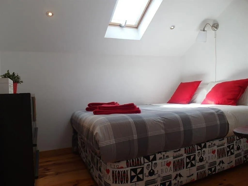 Room, Santosweethome 1, Lisbon