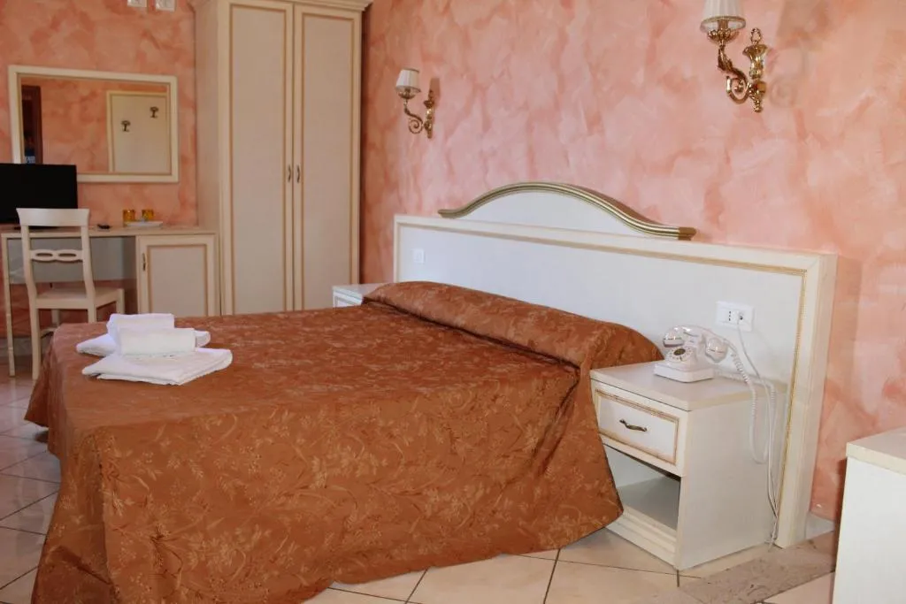 Double or Twin STANDARD Room, La Corte Dei Principi, Florence