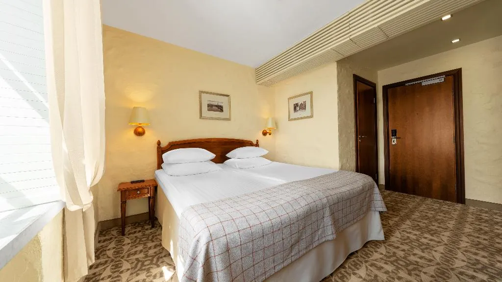 SINGLE CLASSIC Room, Rixwell Collection Savoy Boutique Hotel, Tallinn