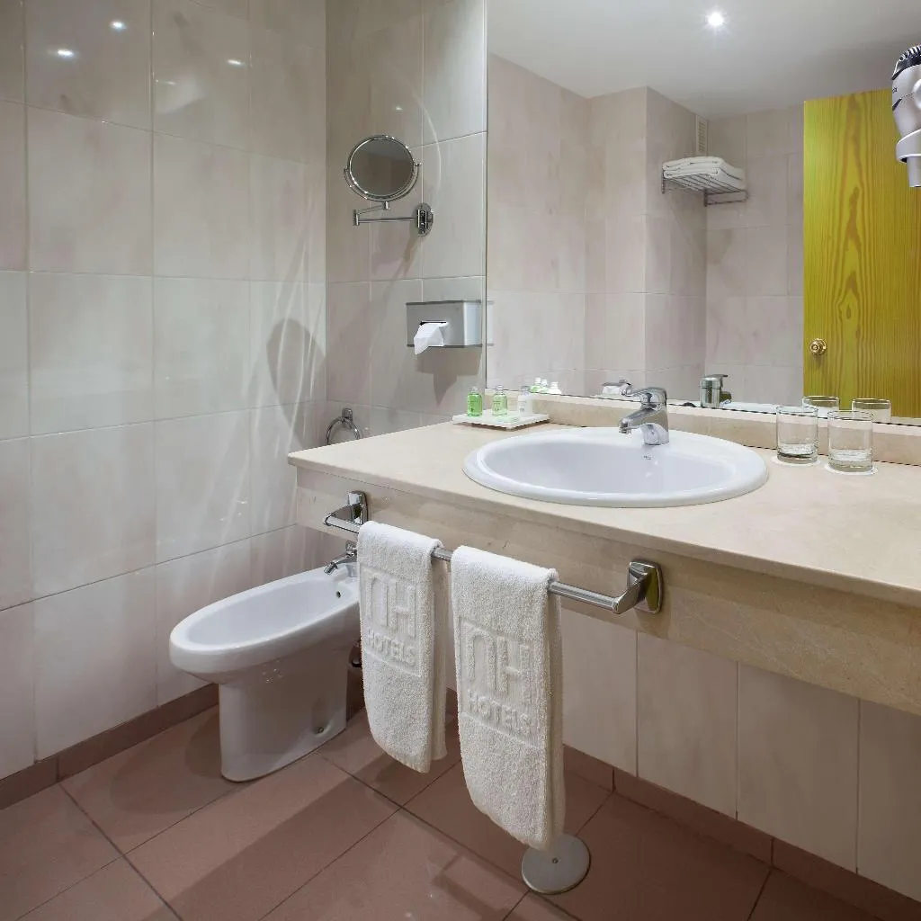 DOUBLE CITY VIEW Room, NH Las Palmas Playa las Canteras, Gran Canaria