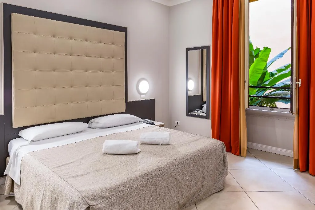 DOUBLE BASIC Room, Hotel Demó, Milan