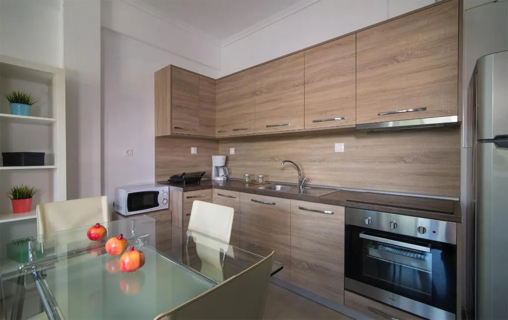 APARTMENT CAPACITY 5 Room, Michalis Apartments, Thessaloniki