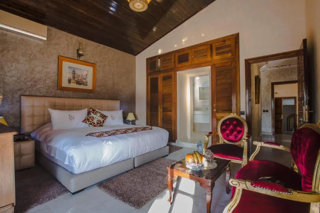 DOUBLE QUEEN SIZE BED Room, Riad Sebti Fès, Fez
