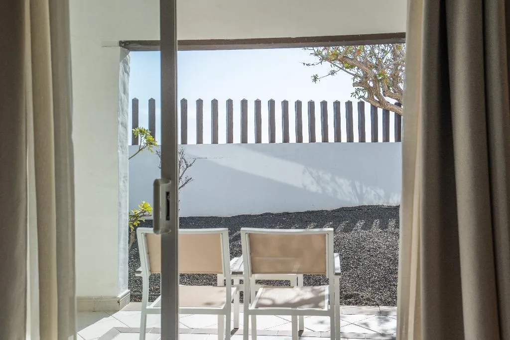 Double or Twin GARDEN VIEW Room, Hotel LIVVO Volcan Lanzarote, Lanzarote
