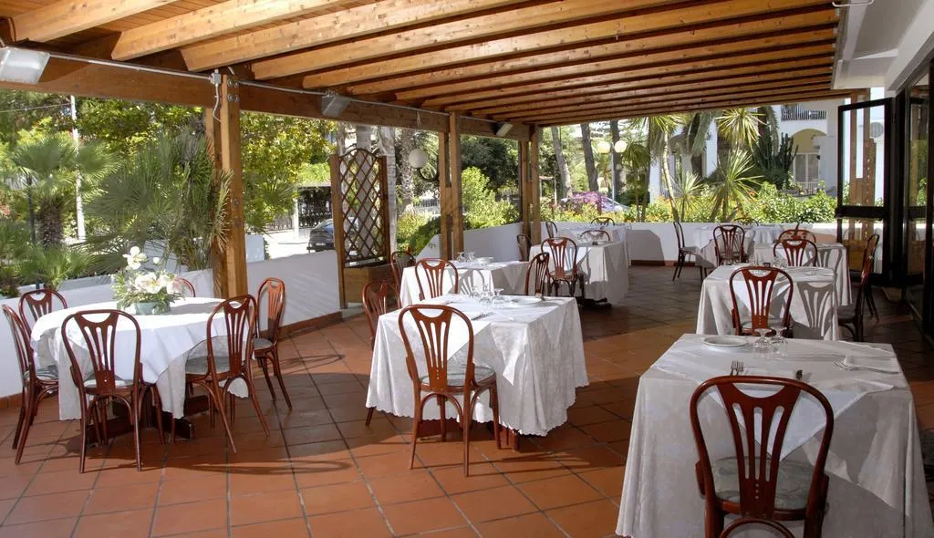Restaurant, Pace, Naples