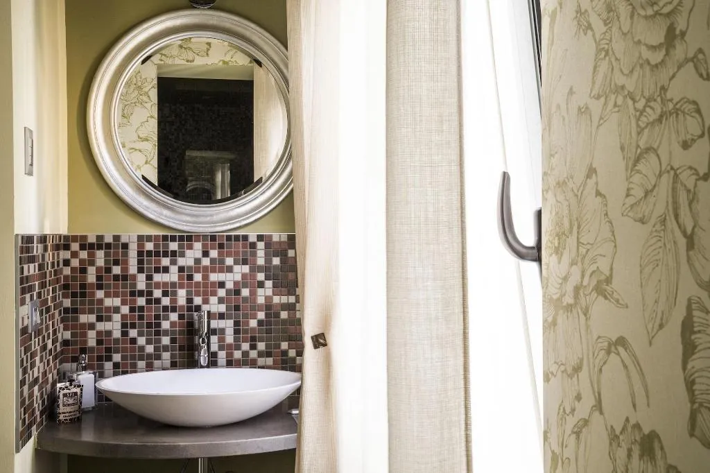 Room, Serendipity Rooms, Milan