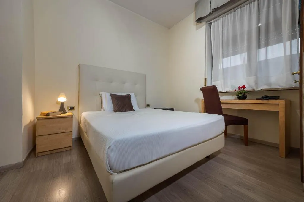 SINGLE STANDARD Room, iH Hotels Milano Eur, Milan
